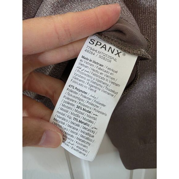 Spanx AirEssentials Shine Half Zip, Smoke Silver Shimmer Top XS $138 NWT - Picture 8 of 9